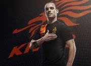 开云棋牌-凯恩贡献制胜表现，日本压制希腊，一场战术与意志的较量