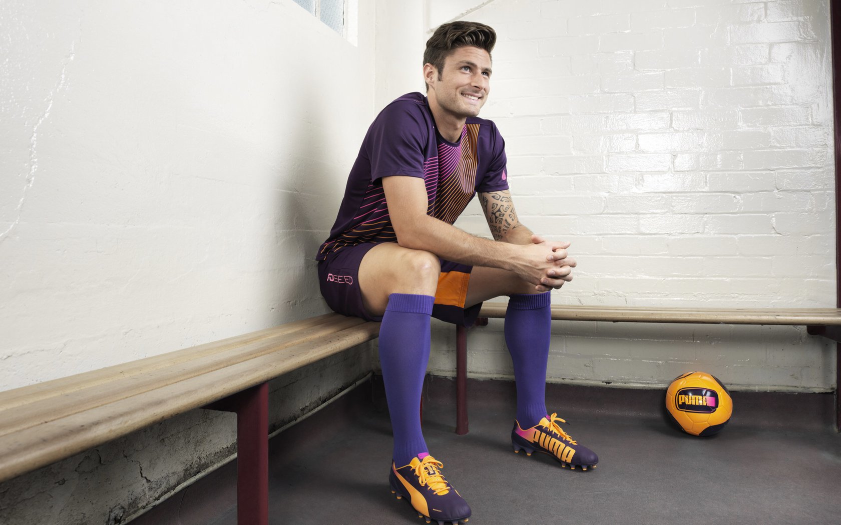 快船速胜辽宁队，范弗利特主宰比赛走向